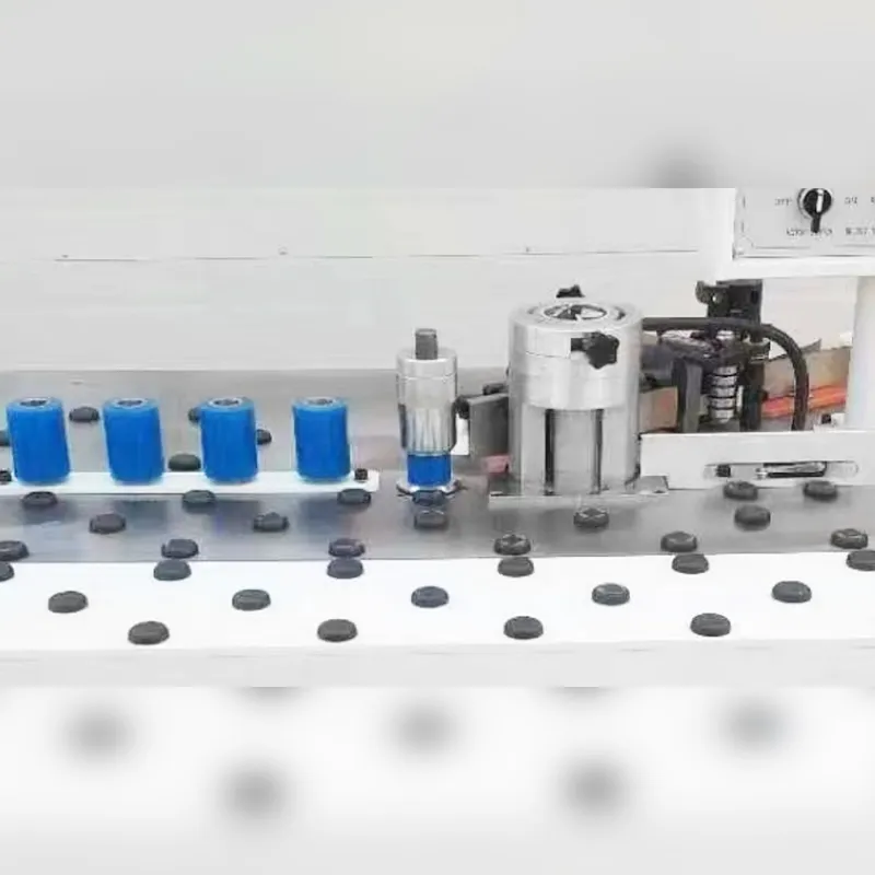 Glue-and-press_900x