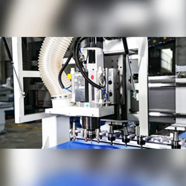 Linie de producție complet automatizată cu router CNC – Samach