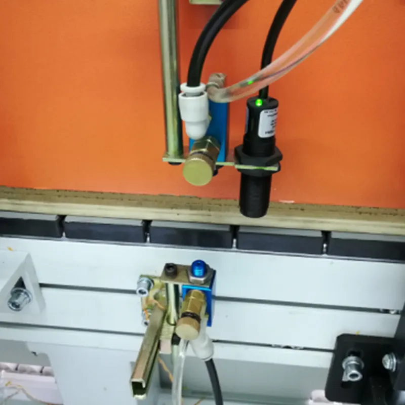Spray-station_900x